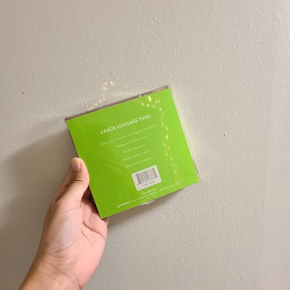 C WONDER 2 Pack Red Butterfly Luggage Tags - Picture 3 of 3